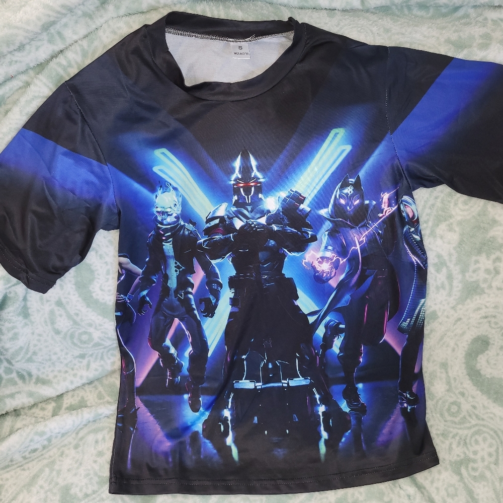 Fortnite Printed Teen Girls Shirt Size Small